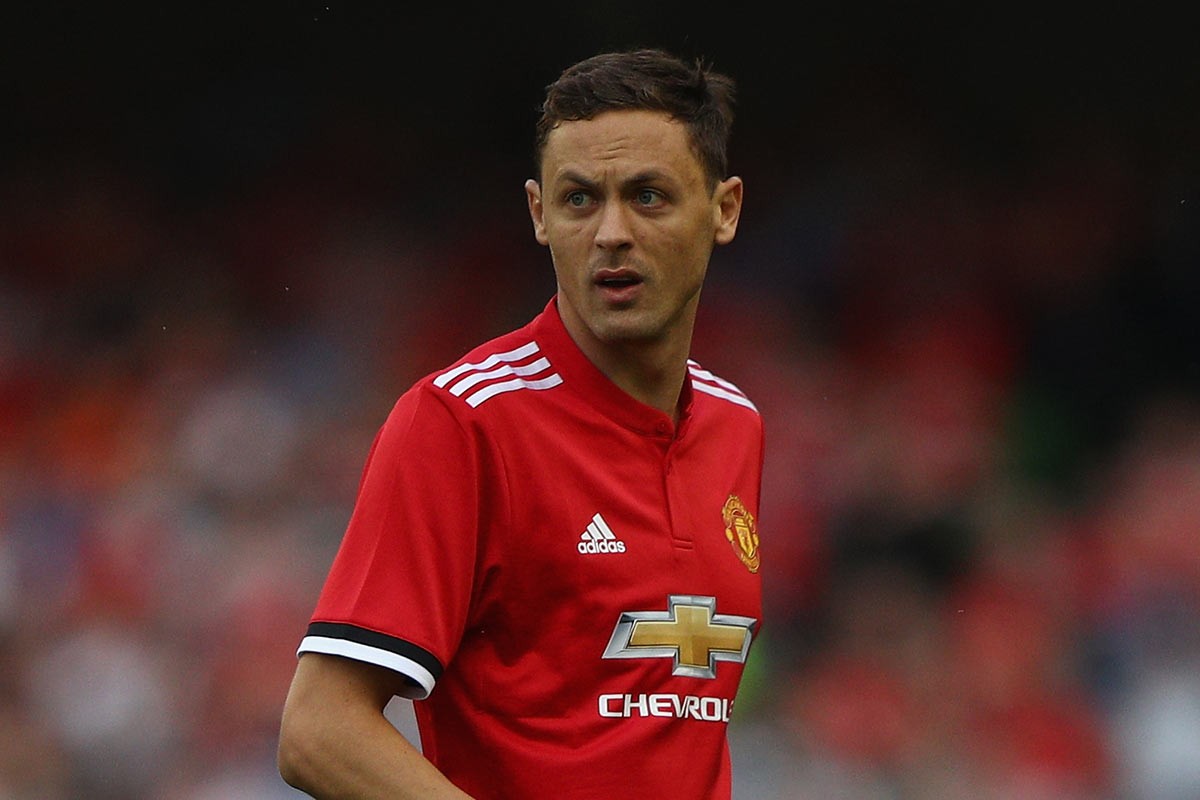 相较之下 相较之下